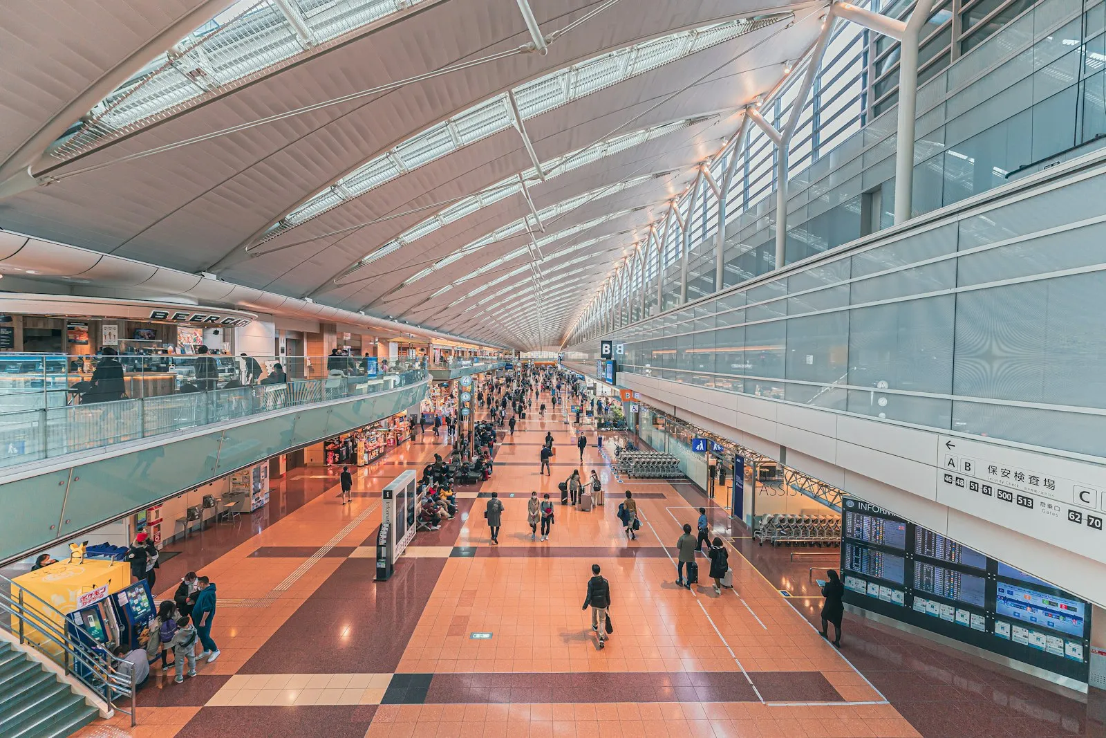 Narita vs Haneda: Which Tokyo Airport Is Better in 2026?