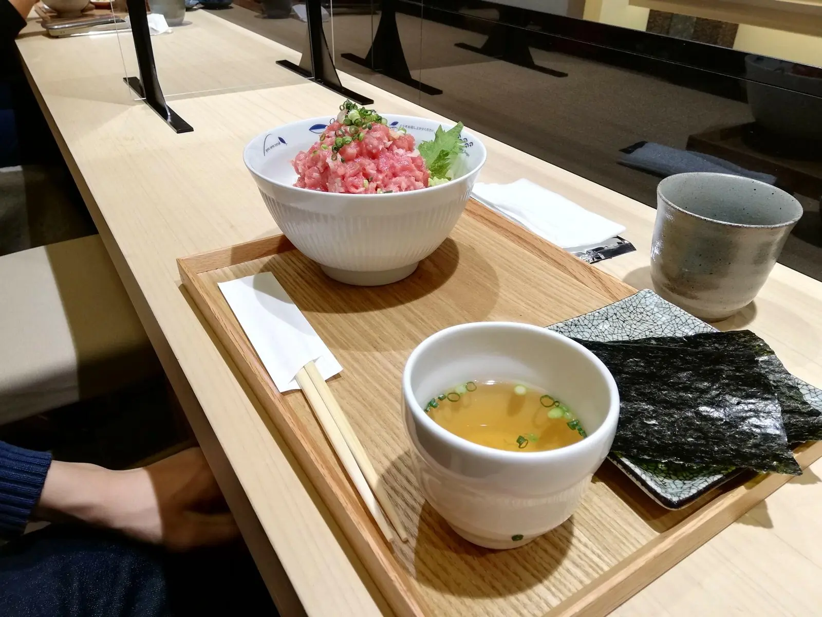 Sushi Guide Tokyo: What a Licensed Guide Orders